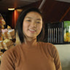 Meet your Posher, Nina